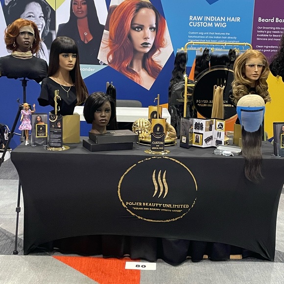 18" full bang wig with lace top. - Picture 6 of 6